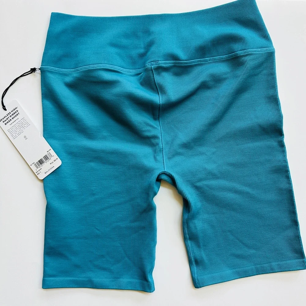 ALO Yoga Women's Seamless High Waist Ribbed Biker Shorts in Blue Splash - Picture 2 of 3